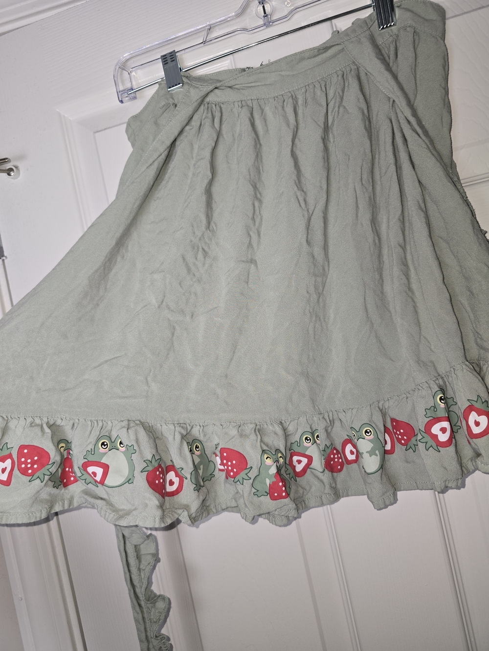 Hot Topic Sage Green Mini Skirt with Strawberry Trim Suspender Size Medium - Picture 2 of 4